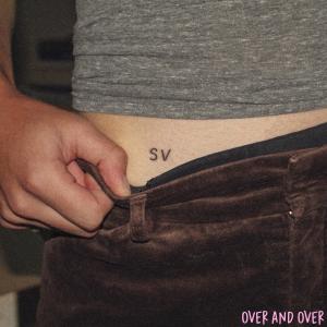 ดาวน์โหลดและฟังเพลง Over And Over (Explicit) พร้อมเนื้อเพลงจาก Seluna