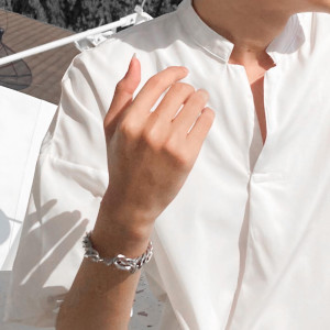 Dengarkan lagu เธอจะมาสนอะไร nyanyian PATH DIZ dengan lirik