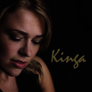 ดาวน์โหลดและฟังเพลง I Was A Little Too Lonely (And You Were A Little Too Late) พร้อมเนื้อเพลงจาก Kinga
