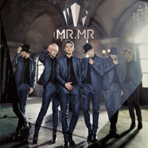 Dengarkan Do you feel me lagu dari MR.MR dengan lirik
