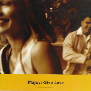 Majoy的專輯Give Love