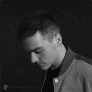 收聽Beau Collins的Follow歌詞歌曲