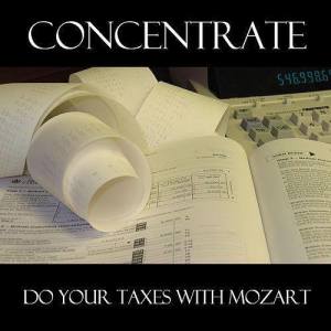 收聽Moscow Chamber Orchestra的Concerto for Piano and Orchestra in F Major K 37 - Andante歌詞歌曲