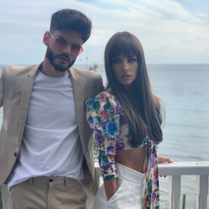 Dengarkan Noi Doi lagu dari Mellina dengan lirik