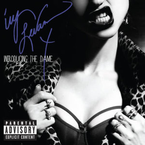 ดาวน์โหลดและฟังเพลง Hot Damn พร้อมเนื้อเพลงจาก Ivy Levan
