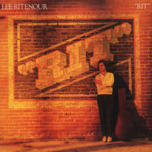 ดาวน์โหลดและฟังเพลง Is It You พร้อมเนื้อเพลงจาก Lee Ritenour