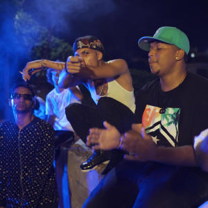 default playlist img