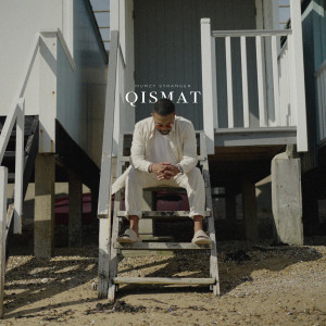 Dengarkan lagu Qismat nyanyian Mumzy Stranger dengan lirik