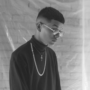 收聽Goteando Estilo的Cora De Hielo (feat. Derax King)歌詞歌曲