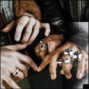 ดาวน์โหลดและฟังเพลง These Days (feat. Kasien) (Explicit) พร้อมเนื้อเพลงจาก Benny Mails