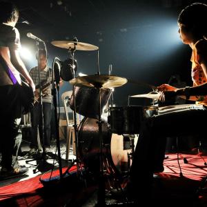 Dengarkan Lost Promise (feat. Neuyabe) lagu dari 地底乐团 dengan lirik