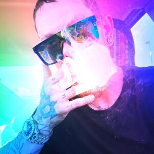 default playlist img