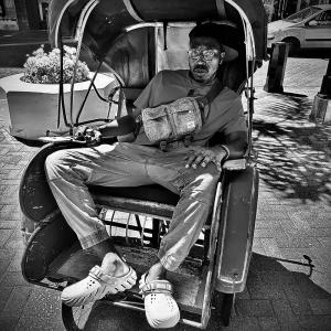 Album Caught Slippin (Explicit) from Soulo Lyon