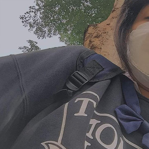 Dengarkan lagu อยากให้เธอลองมารัก nyanyian TK-1 dengan lirik