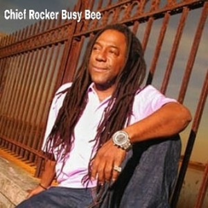 收聽Chief Rocker Busy Bee的Suicide歌詞歌曲
