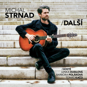 Dengarkan lagu Hranice tenký nyanyian Michal Strnad dengan lirik