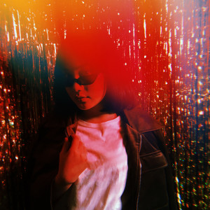 ดาวน์โหลดและฟังเพลง Paper Heart (Sped Up) พร้อมเนื้อเพลงจาก Azhr