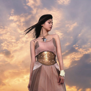 Iris ดาวน์โหลดและฟังเพลงฮิตจาก Iris