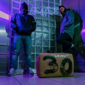 Dybax prod的專輯Le gros (feat. Yax & Bart) (Explicit)
