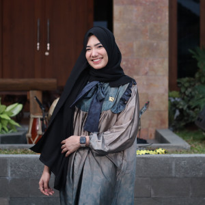 Lusyana Jelita的专辑Surga Dibalik Dosa