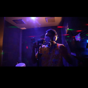 Sakhil Nepal的專輯In & Out the Booth Freestyle (feat. MXCHAEL MOORE) [Explicit]