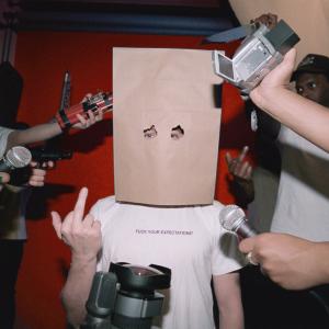 收聽AG Club的WAR CRIMES (Explicit)歌詞歌曲