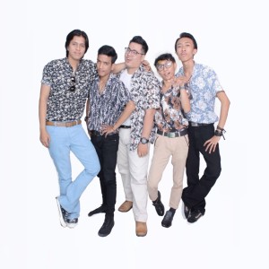 Listen to Lucu song with lyrics from Hangat