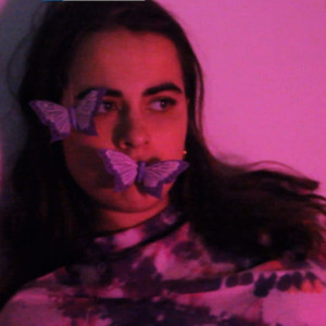 Dengarkan lagu A Dream nyanyian Elvira dengan lirik