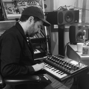 default playlist img