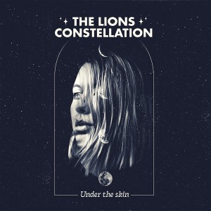 ดาวน์โหลดและฟังเพลง Castles in the Sand พร้อมเนื้อเพลงจาก The Lions Constellation