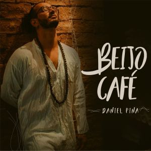 收聽Daniel Piña的Beijo Café歌詞歌曲