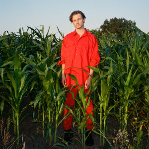 Dengarkan Кто там? lagu dari Daniel Shake dengan lirik