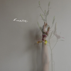 ดาวน์โหลดและฟังเพลง Finally พร้อมเนื้อเพลงจาก Macie Stewart