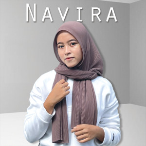 Dengarkan lagu Sisa Cinta nyanyian Navira dengan lirik