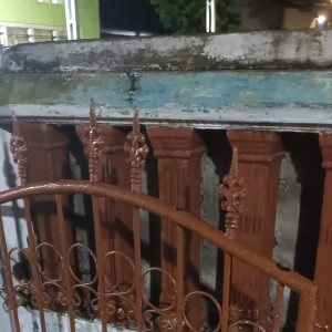 Anis的專輯Terbang dalam gelap
