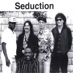 ดาวน์โหลดและฟังเพลง Europa พร้อมเนื้อเพลงจาก Seduction