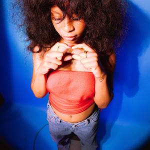 ดาวน์โหลดและฟังเพลง Don't Wanna Dance พร้อมเนื้อเพลงจาก TAYLOE