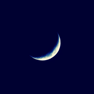 Dengarkan Moonlight lagu dari 올리버 dengan lirik