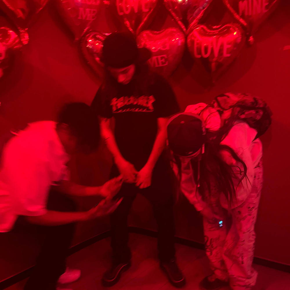 Guns n blunts (Explicit)