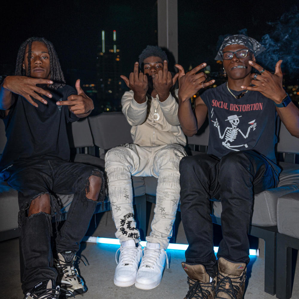 roblox (feat. Polo Youngin & Luh6am) (Explicit)