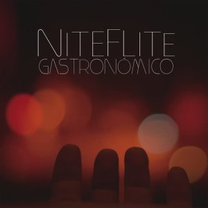 ดาวน์โหลดและฟังเพลง Gachas (Directo) พร้อมเนื้อเพลงจาก NiteFlite