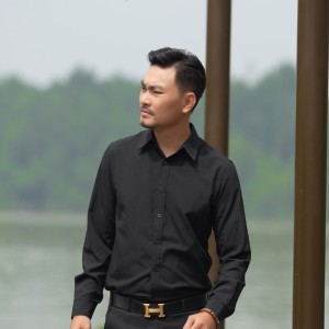 Đông Nguyễn的专辑Xin Nghèo Đi Xa