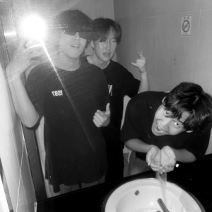 생긴 것도 없어 dari 오이스터즈