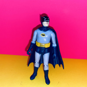 ดาวน์โหลดและฟังเพลง Batman พร้อมเนื้อเพลงจาก Sidewalk Surfers