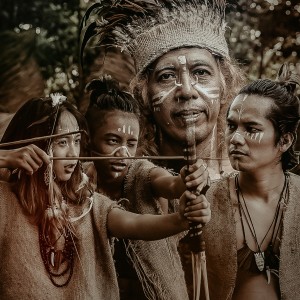 Dengarkan lagu Tresnaku Marang Sliramu nyanyian ROFA dengan lirik