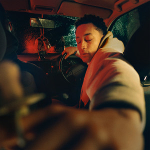 收聽Loyle Carner的Blood On My Nikes歌詞歌曲