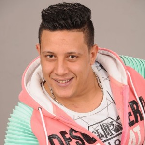 收听Hamo Bika的Wada3 Ya Donia Wada3歌词歌曲