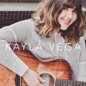 ดาวน์โหลดและฟังเพลง I Swear พร้อมเนื้อเพลงจาก Kayla Vega