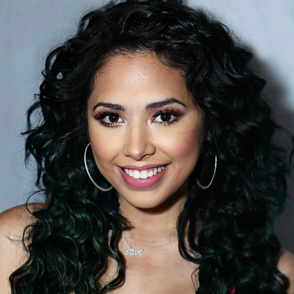 Jasmine V