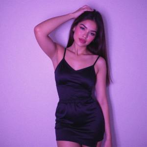 Dengarkan lagu i wanna be yours x cardigan (sped up) nyanyian BadKarma dengan lirik